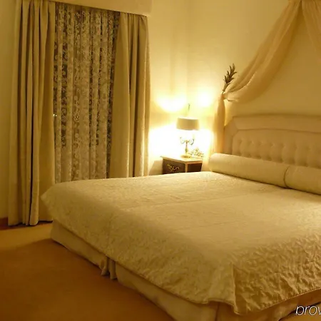 Real D Hotell 4*