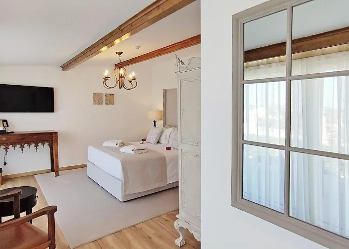 Real D 4* אובידוס