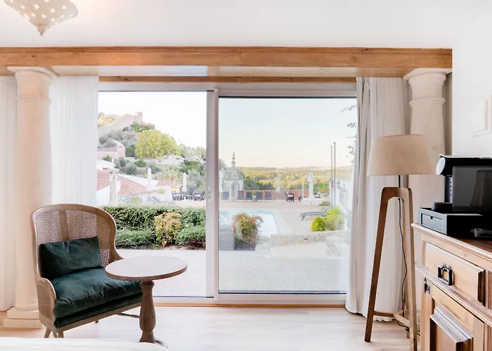 Real D 4* אובידוס