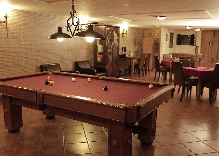 Real D 4* אובידוס